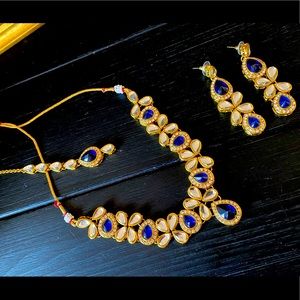 Kundan set that will leave you breathless.